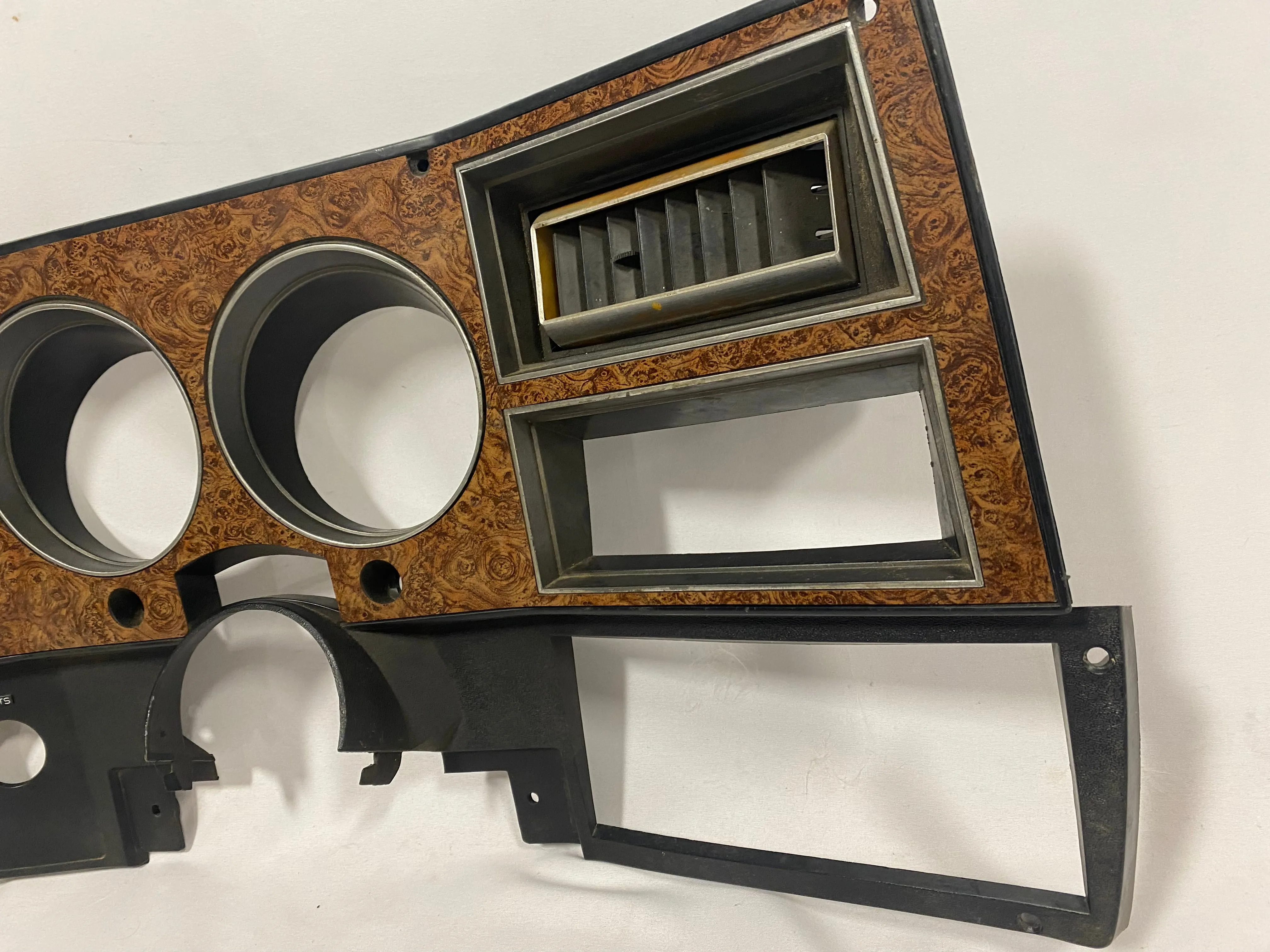 1988-1991 Used Original GM Bezel Wood Grain