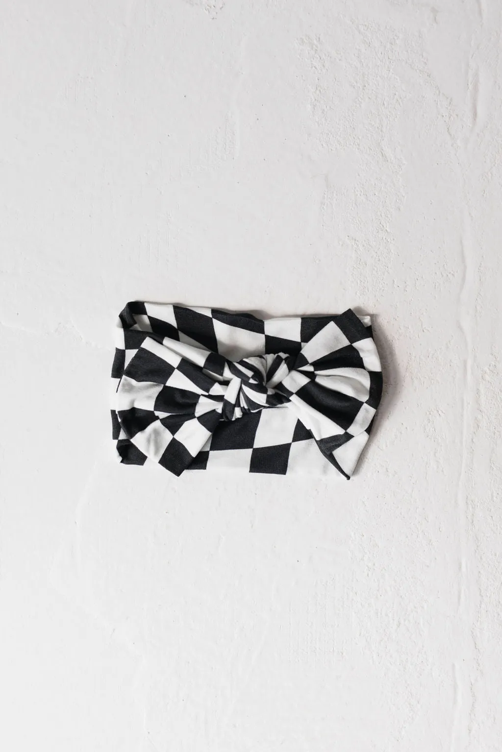 Black & White Wavy Checkerboard | Bamboo Head Wrap