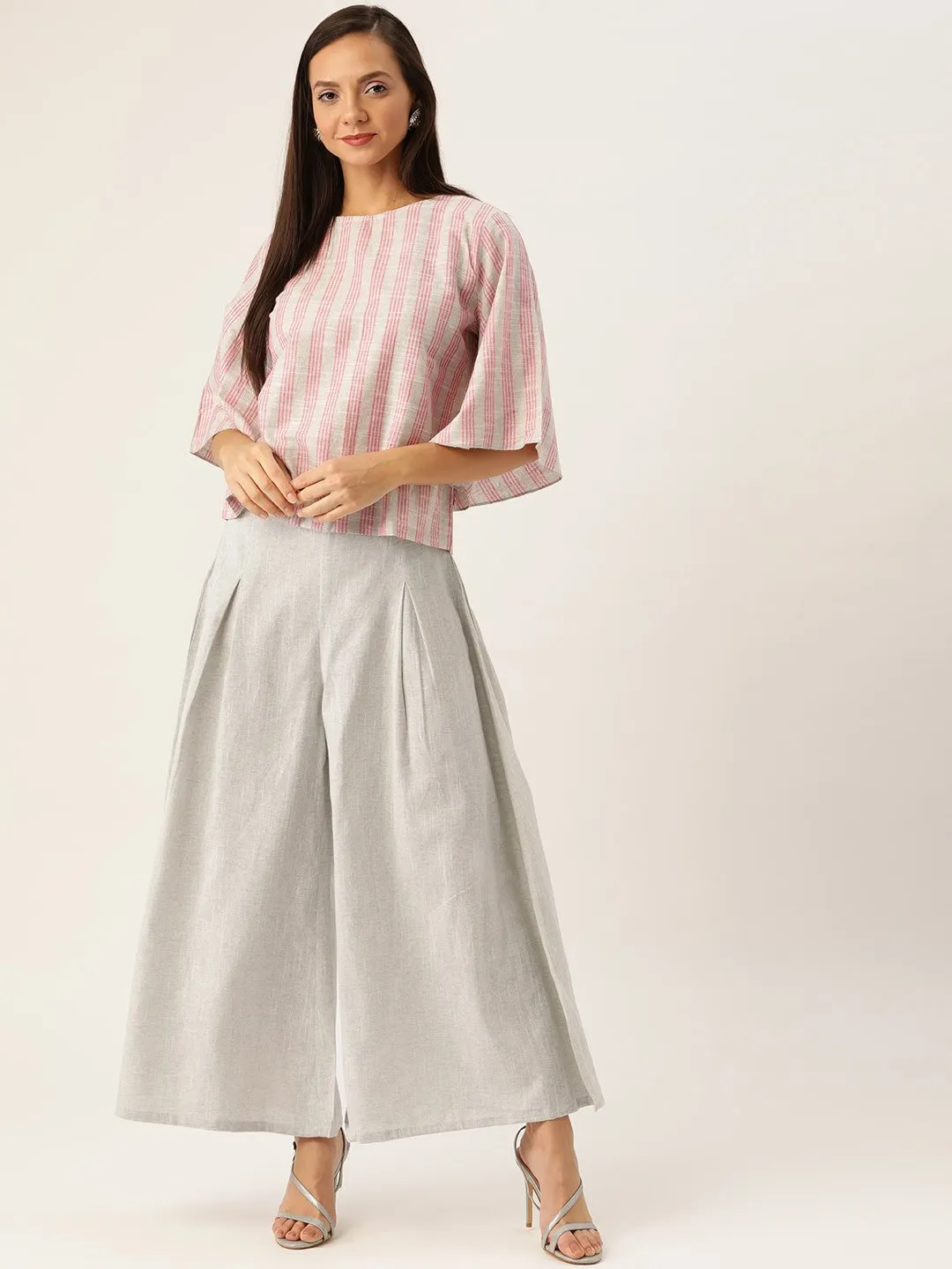 GREY AND PINK HANDLOOM TOP BOTTOM SET