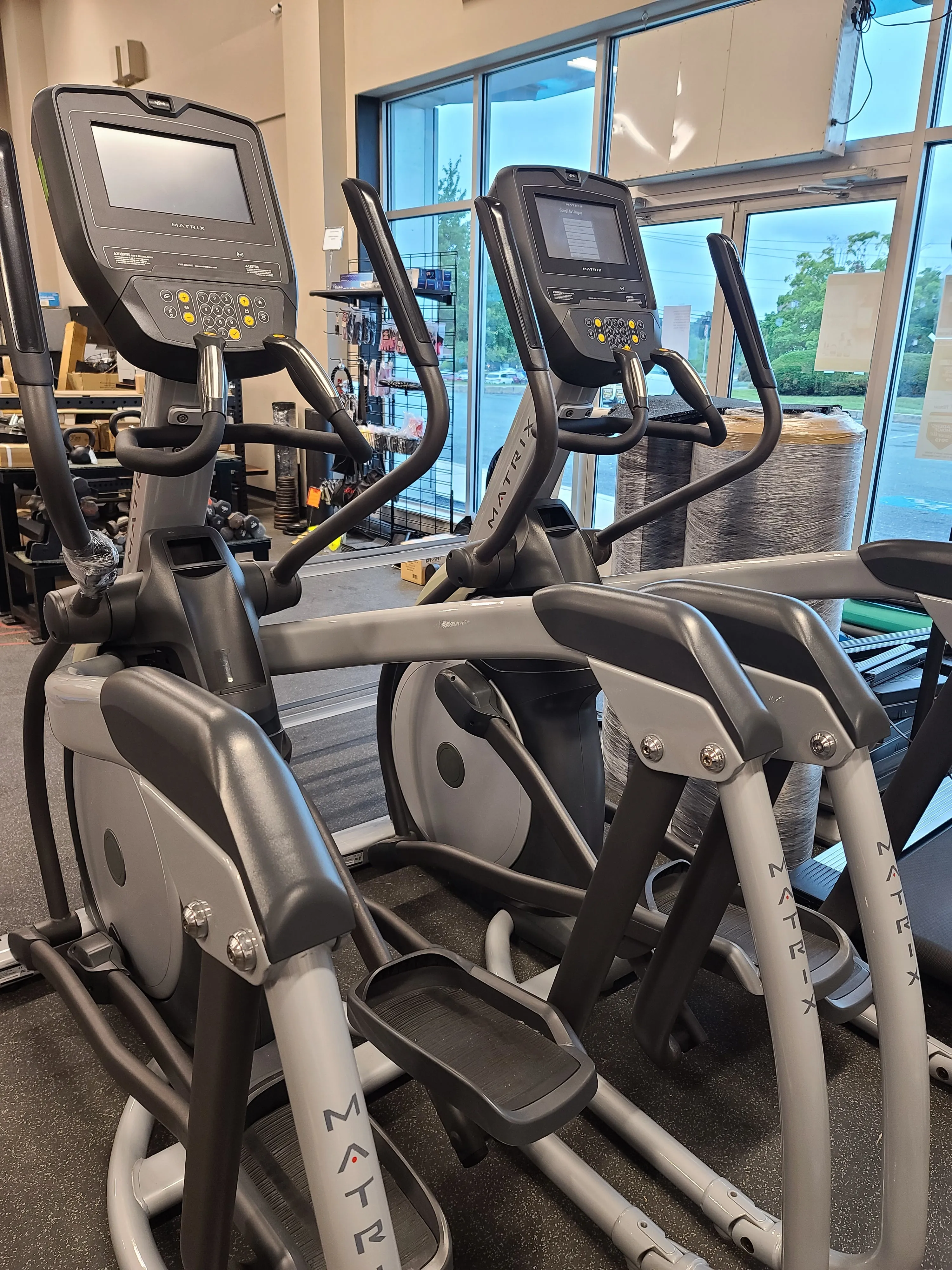 Matrix E3XE Elliptical w/Intergrated Touchscreen Dispaly