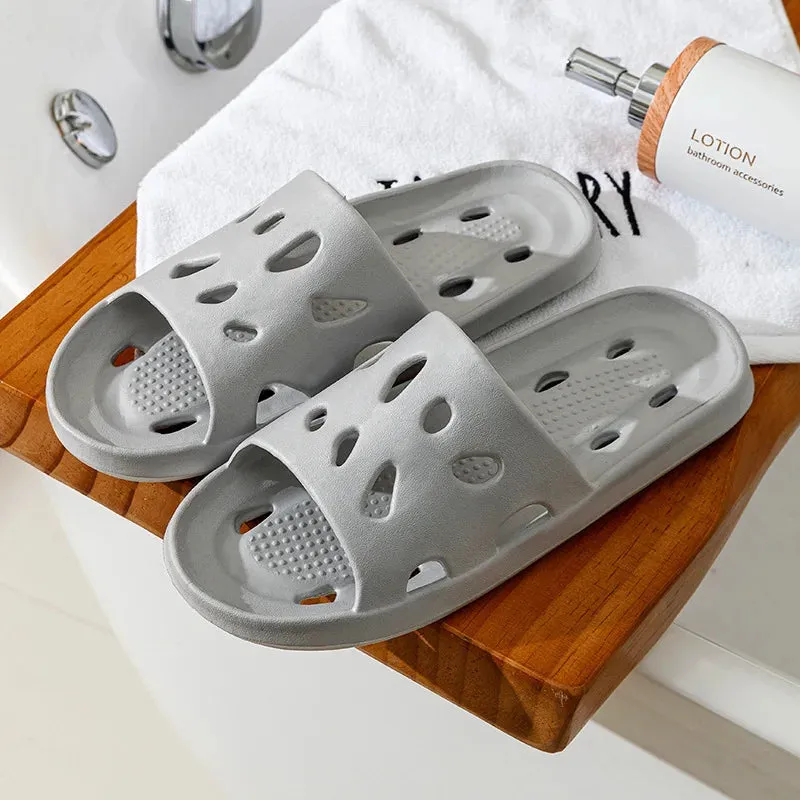 New Women Slipper Cloud Slippers For Men Flip Flops Beach Sandals Bathroom Non-Slip Slides Men Women Slippers Indoor House Shoes