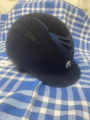 OneK navy velvet riding hat 57cm FREE POSTAGE❤️