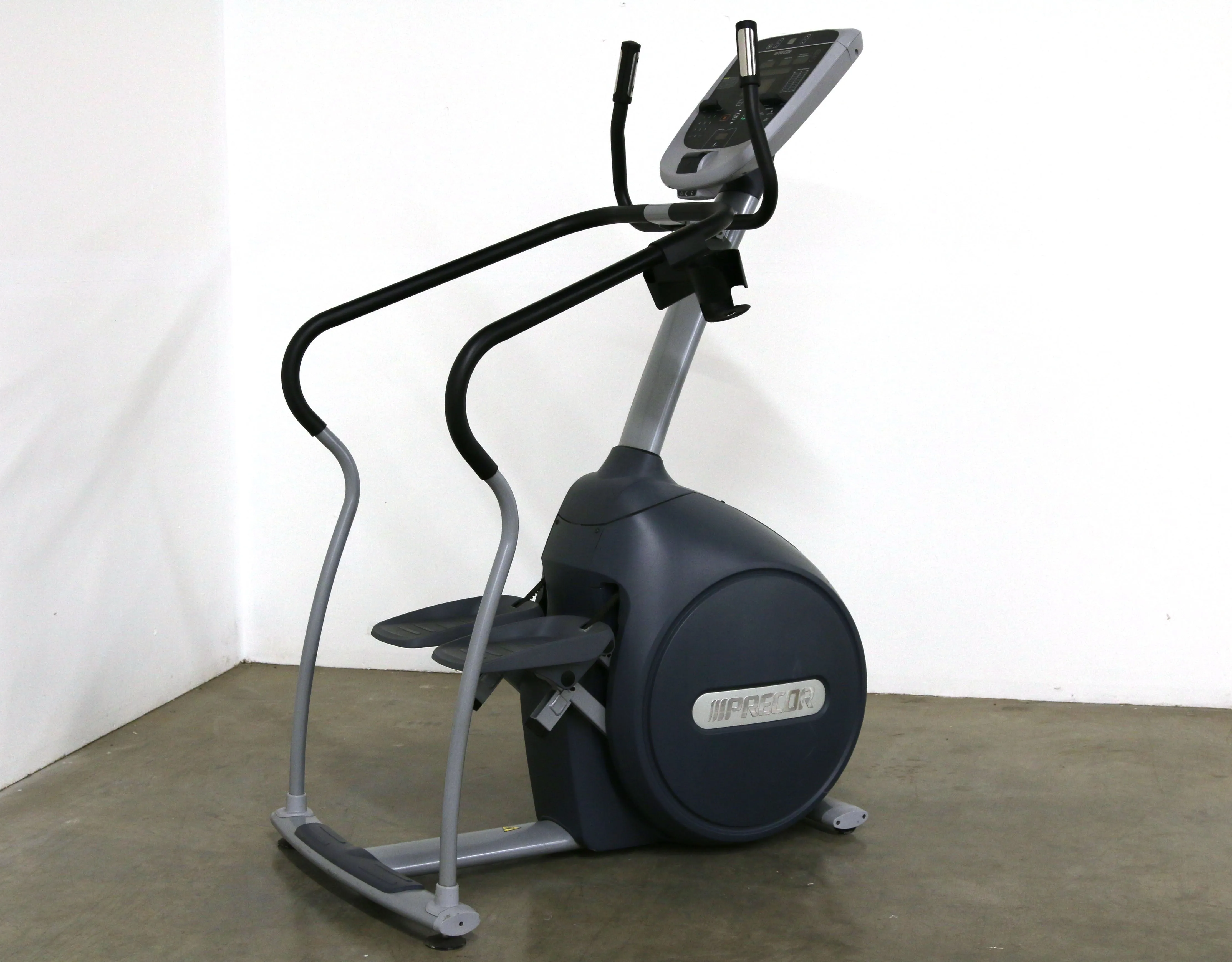 Precor Experience Series Stepper - CLM 835 Climber