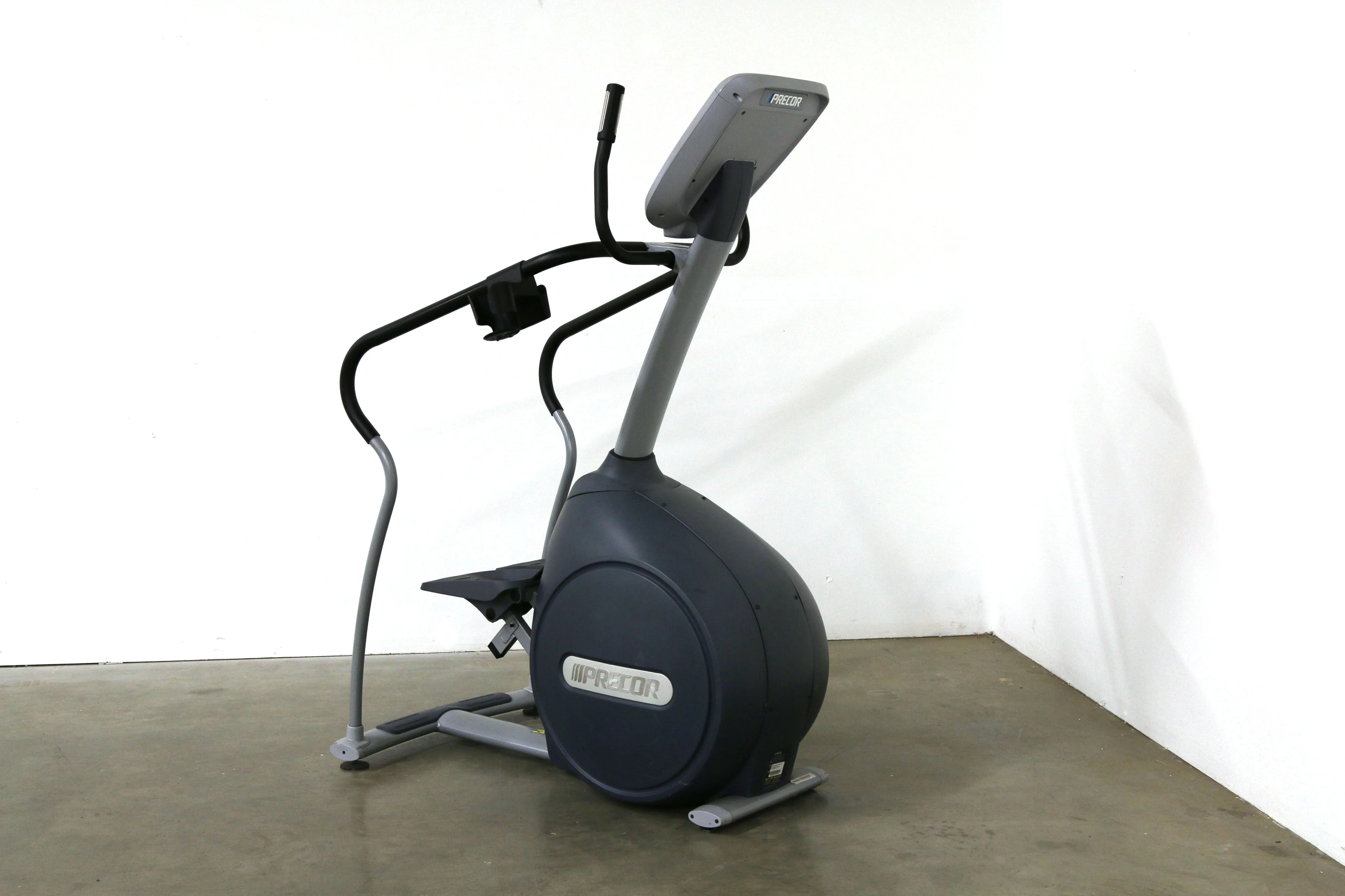 Precor Experience Series Stepper - CLM 835 Climber