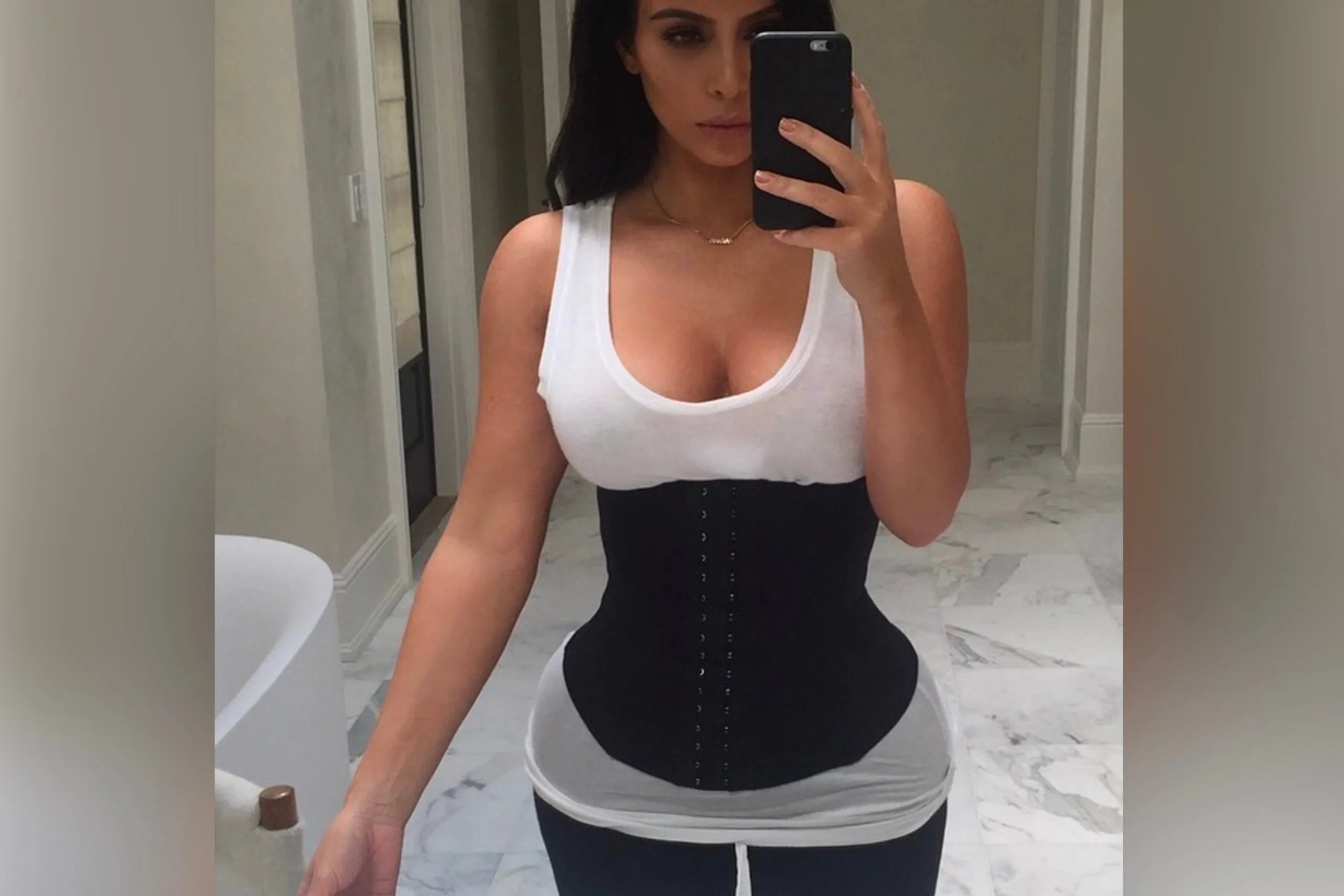 Shapewear The Celebrity Waist Trainer- black