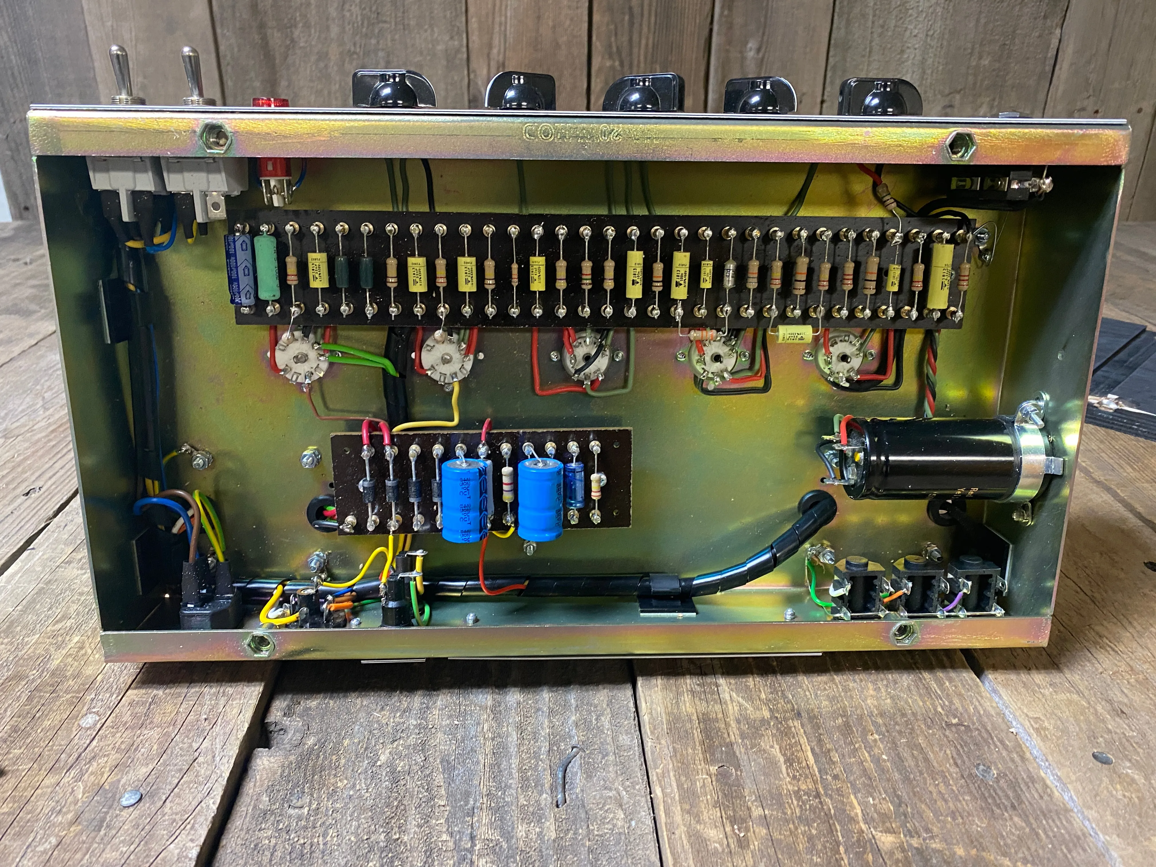 SOLD - Hiwatt Custom 20 SA20112 hand wired tube guitar amp