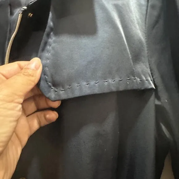 🤩Women Trench Coat Jones New York Sz M Mid Length Navy Belt Vent Full Zip Satin